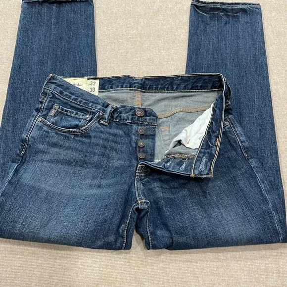 Abercrombie & Fitch Medium Wash Straight Leg Button Fly Denim Blue Jeans Men Boy - Picture 6 of 13
